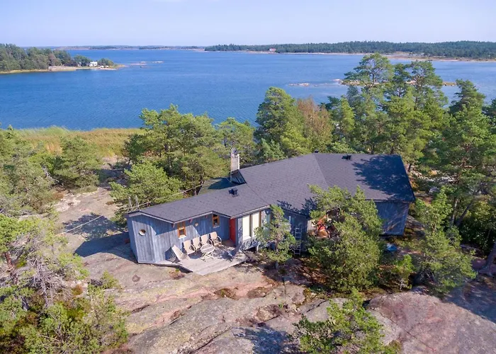 Roervik Stugor